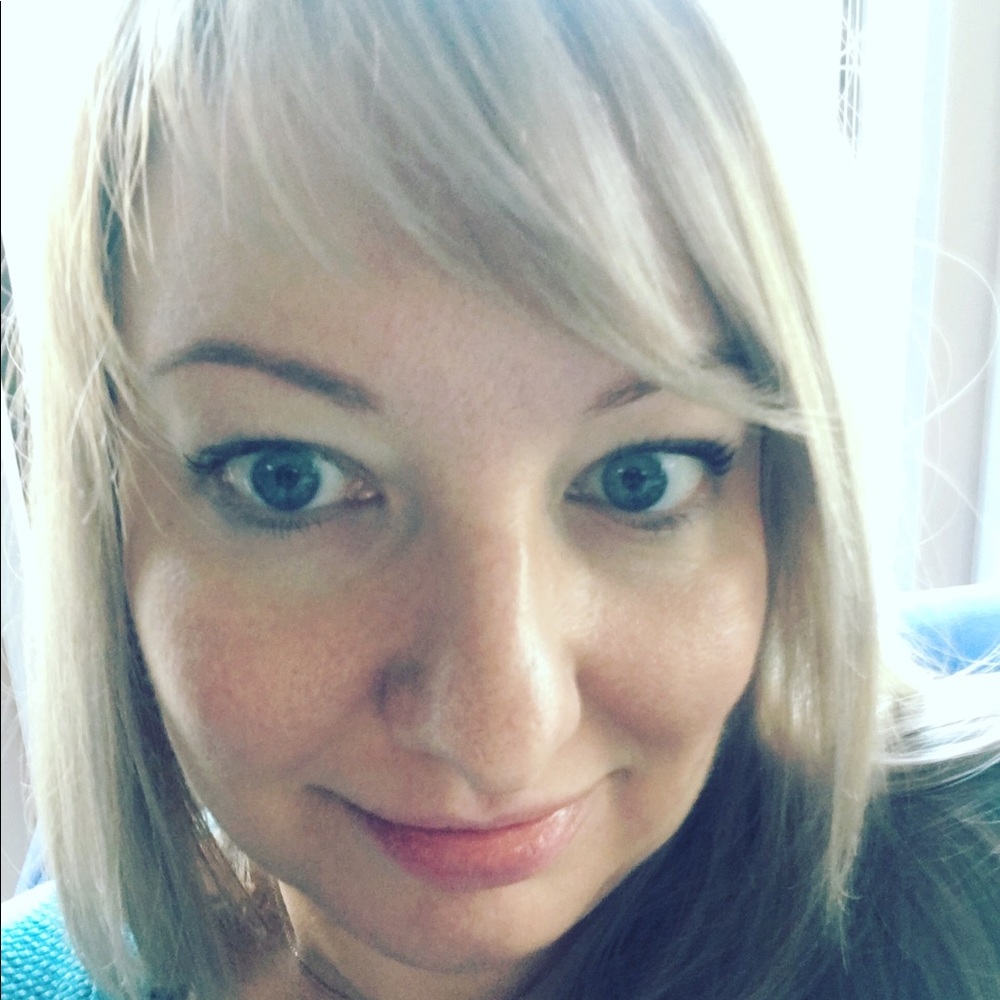 Meet your Posher, April